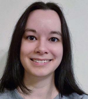 Dr Julia Schwab
